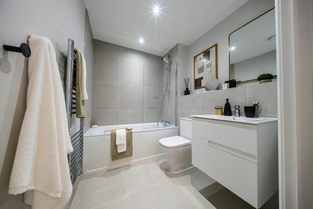 Apartment in Hemel Hempstead - View 5
