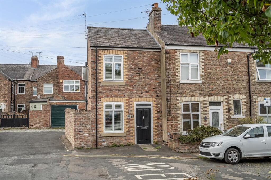 Main image of property: Park Lane, Holgate, York, YO24 4JQ