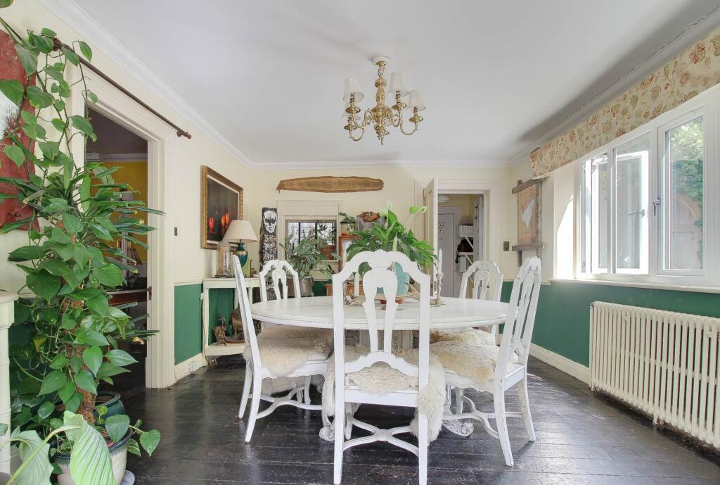 House in Brighton - View 5