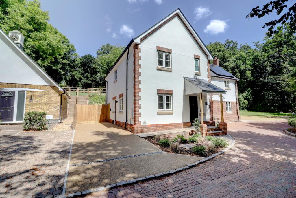 Main image of property: Burleighfield Estate, London Road, Loudwater, High Wycombe, HP10