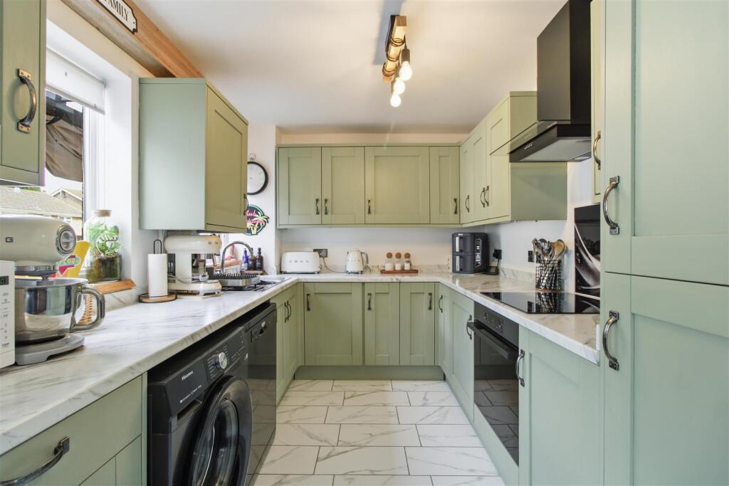 House in Brighton - View 5