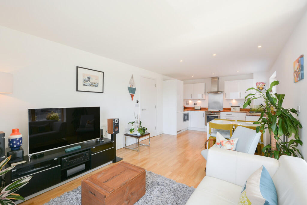 Apartment in London - View 3