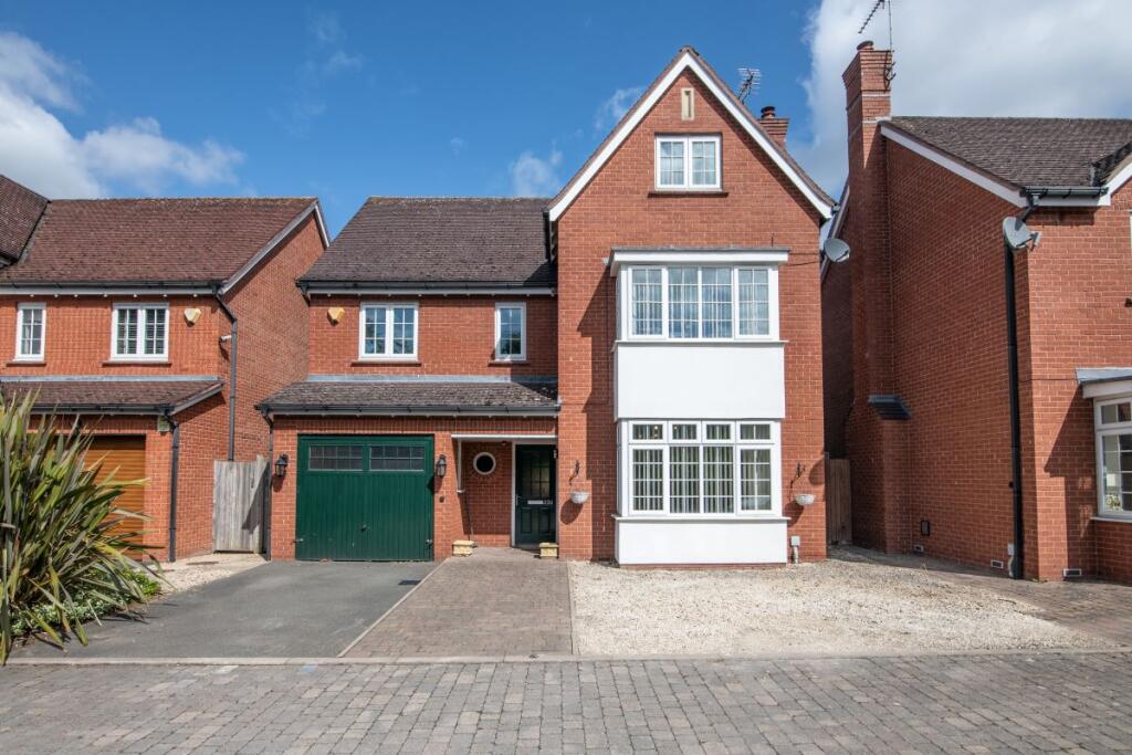 Main image of property: 235 Hampton Lane, Catherine-de-Barnes, Solihull, West Midlands, B91 2TD