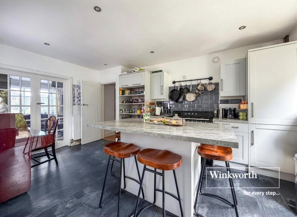 New Road, Ferndown, Dorset, BH22 photo 2