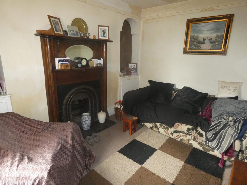 House in Swansea, Coedffranc - View 3