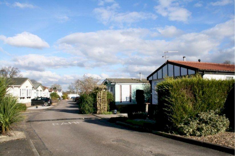 Plots Available, Woodside Park, Woodside, Luton, Bedfordshire, LU1 4LP photo 3