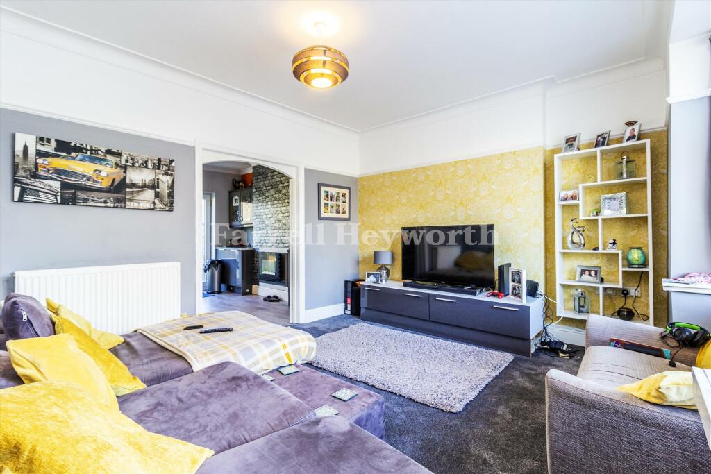 2, Kingsway Court photo 3