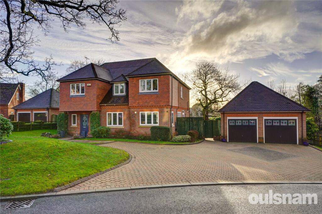 Main image of property: Lickey Grange Drive, Marlbrook, Bromsgrove, Worcestershire, B60