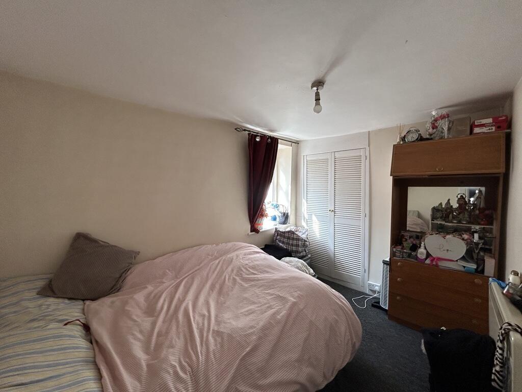 Flat 1 Bedroom