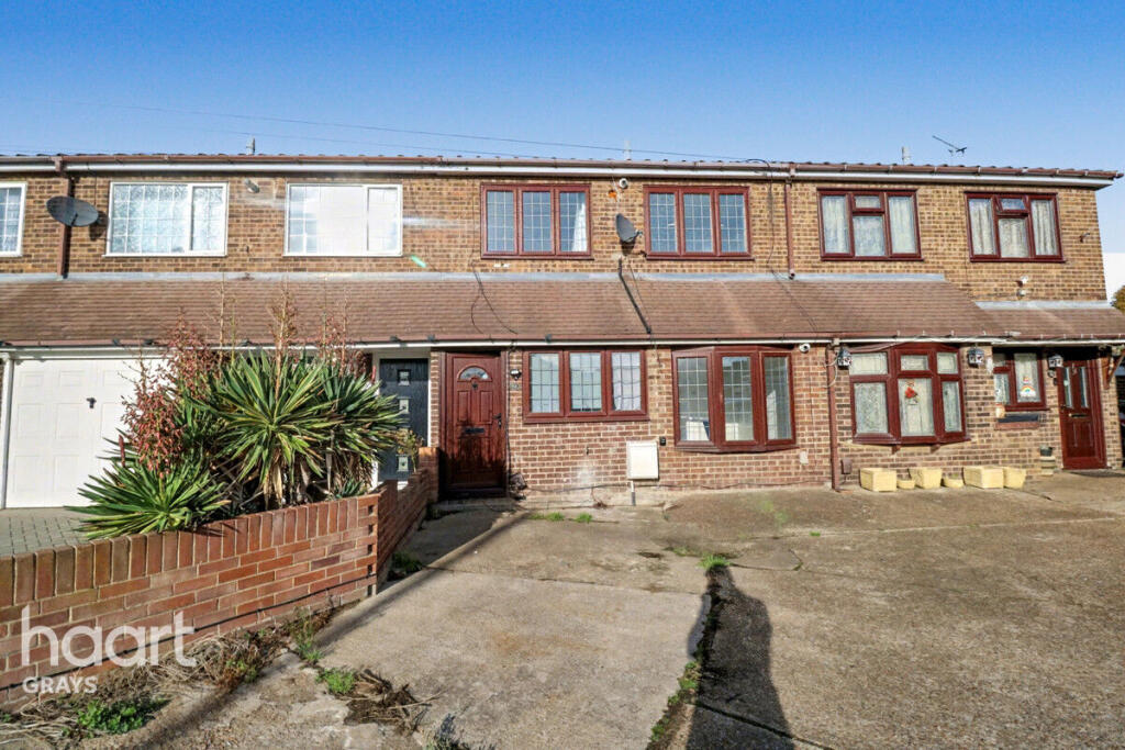 Main image of property: Giffordside, Chadwell St-Mary