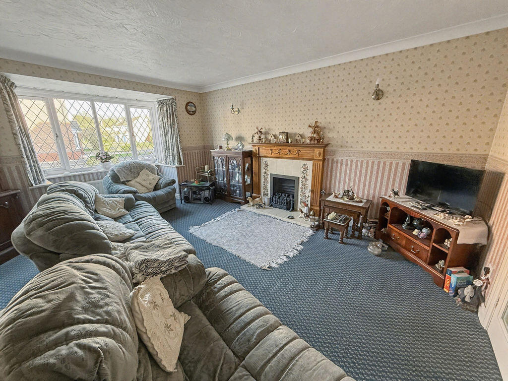 Broadhaven Close, Shrewsbury, Shropshire, SY1 3XF photo 4