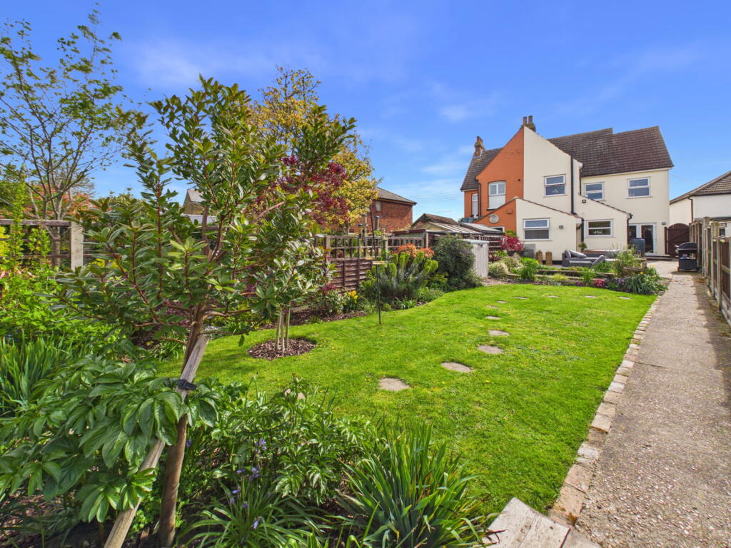 House in Rochester - View 4