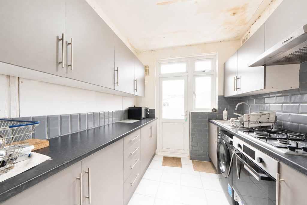 House in London - View 4