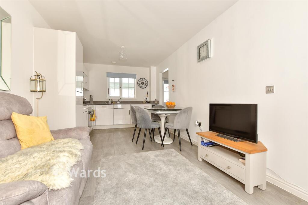 House in Dover, Aylesham - View 4