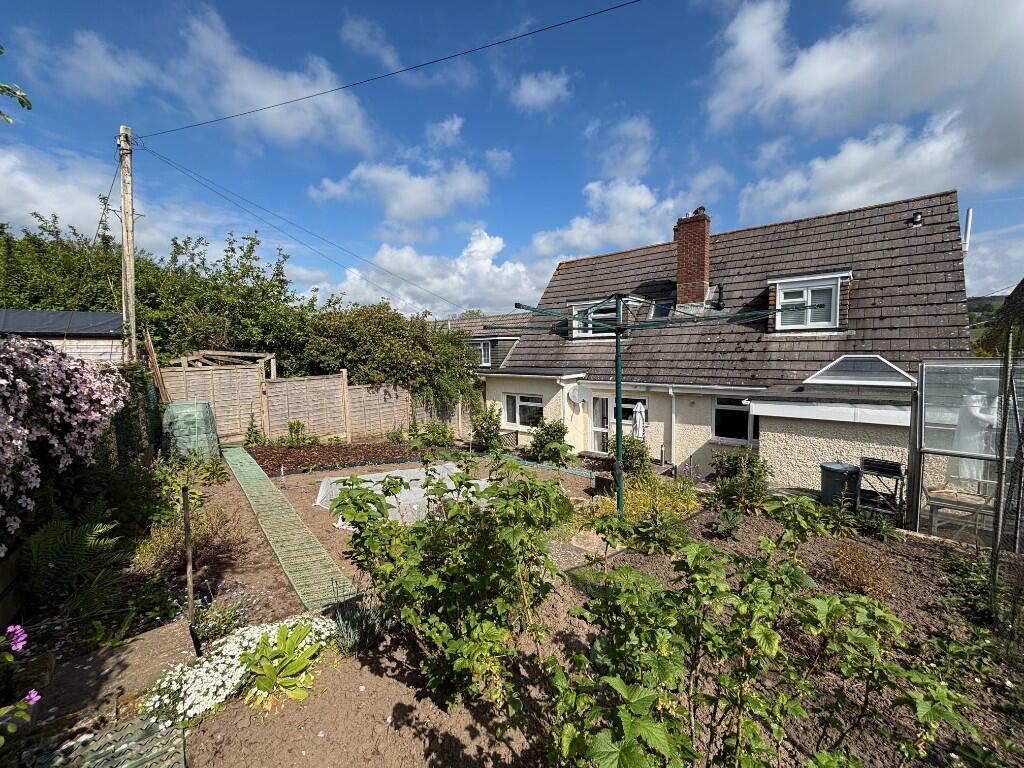Valley Road, Harmans Cross, BH20