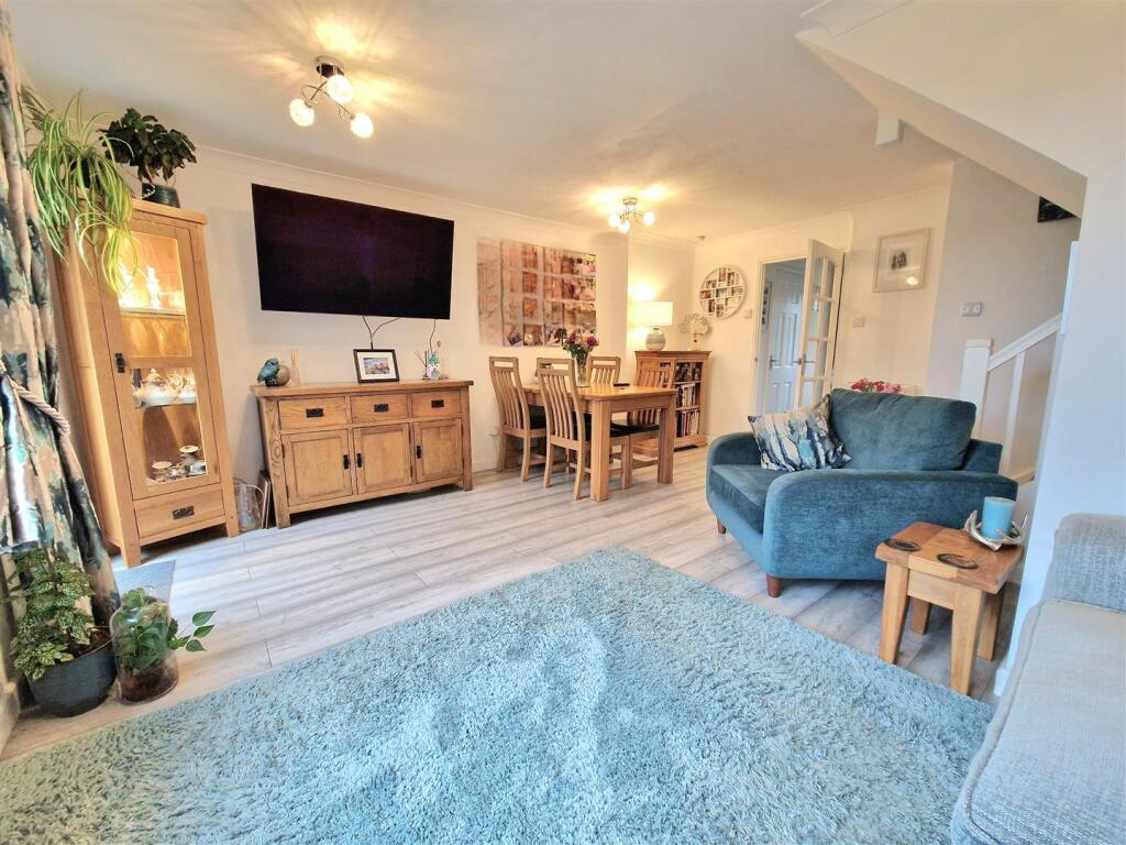 Chandlers Close, Marston Moretaine, Bedford photo 5