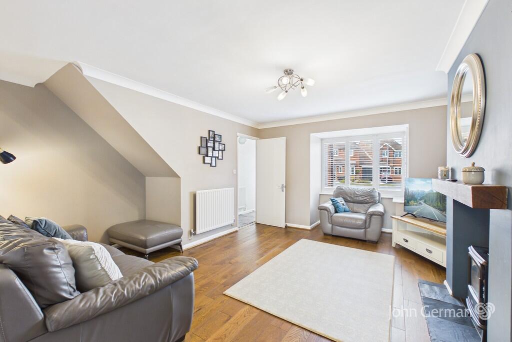 Aintree Close, Branston photo 3