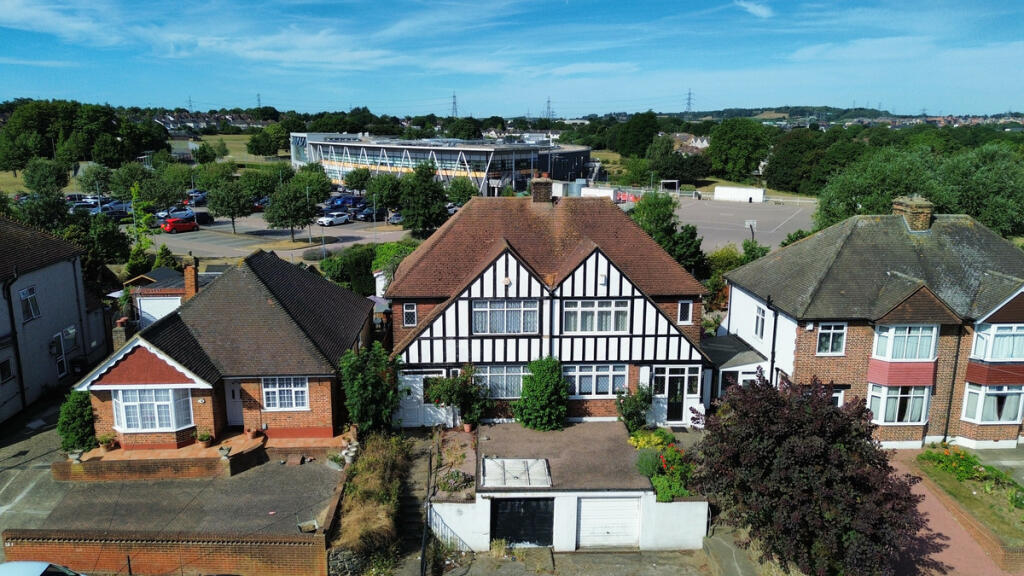 Main image of property: Vale Road, Gravesend, DA11