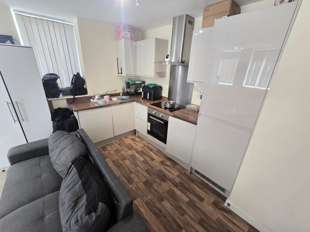 Apartment in Walsall - View 5