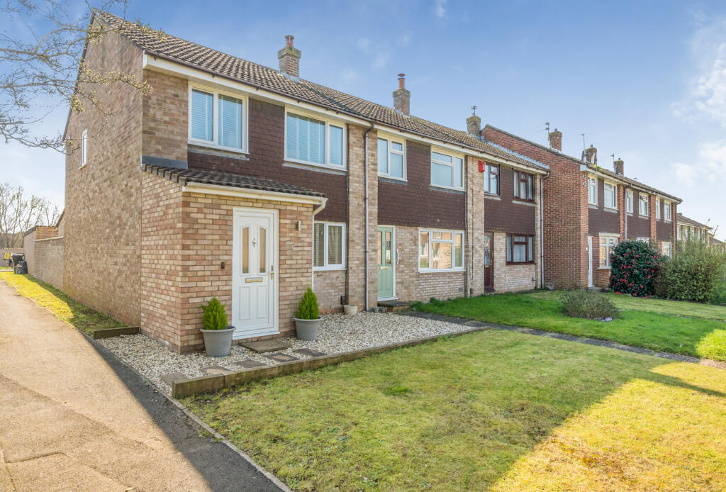 Main image of property: Malvern Drive, Bristol, Gloucestershire, BS30