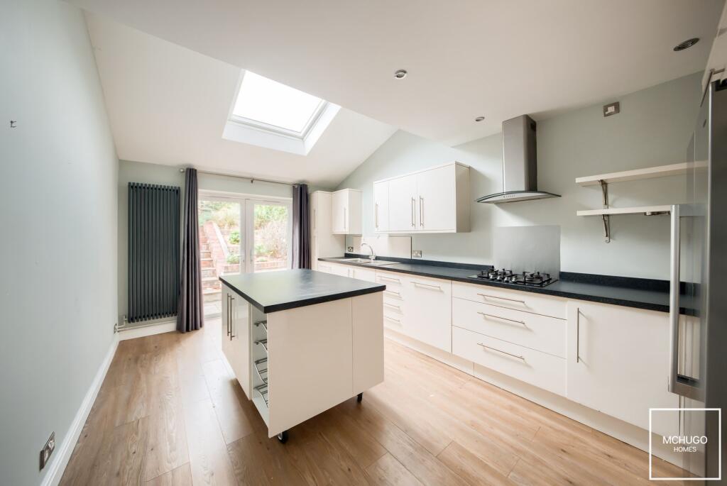 House in Birmingham, West Midlands - View 4