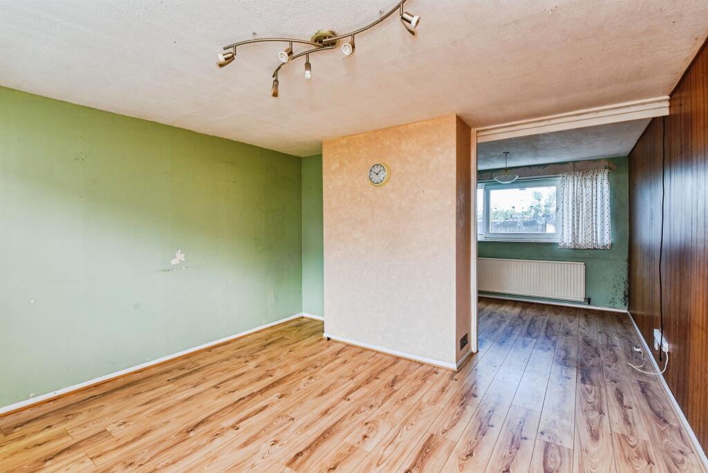 House in Swindon - View 4
