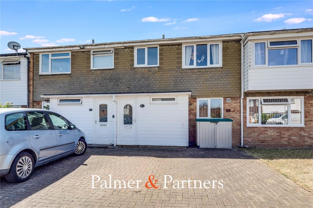 Main image of property: Noakes Avenue, Great Baddow, Chelmsford, Essex, CM2