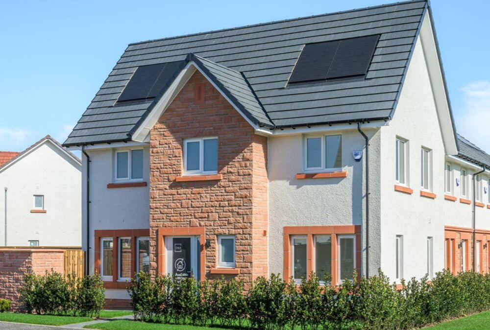 Main image of property: 14 McFarlane Crescent, Winchburgh, EH52 6ZU