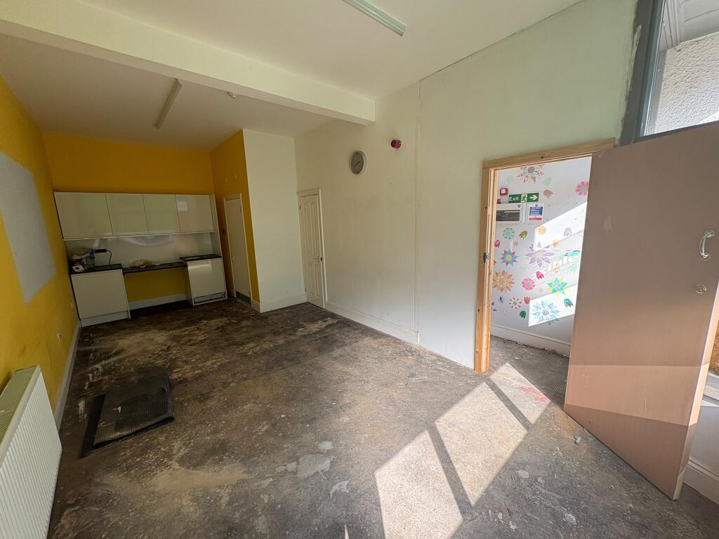 15 Baneswell Road, Baneswell, Newport, South Wales NP20 4BP photo 2