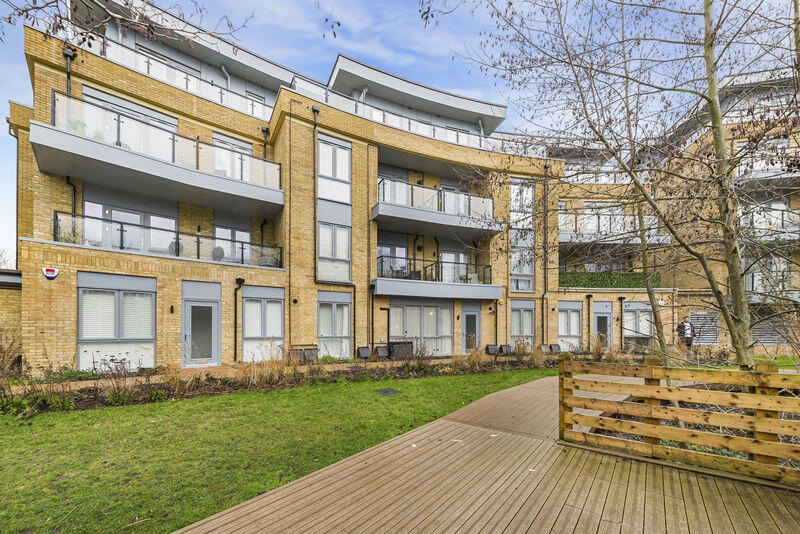 Main image of property: 40 Roman Way, Beckenham