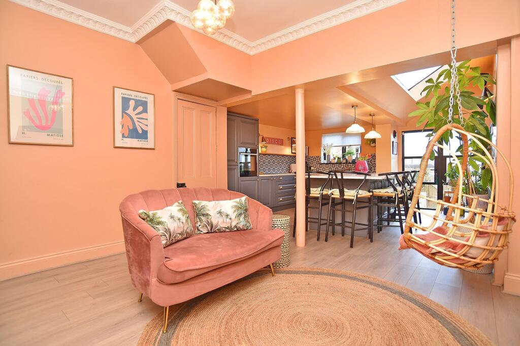 Gladstone Street, Harrogate, HG2 photo 2