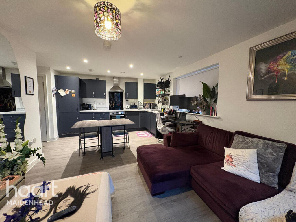 Main image of property: Clivemont Road, Maidenhead