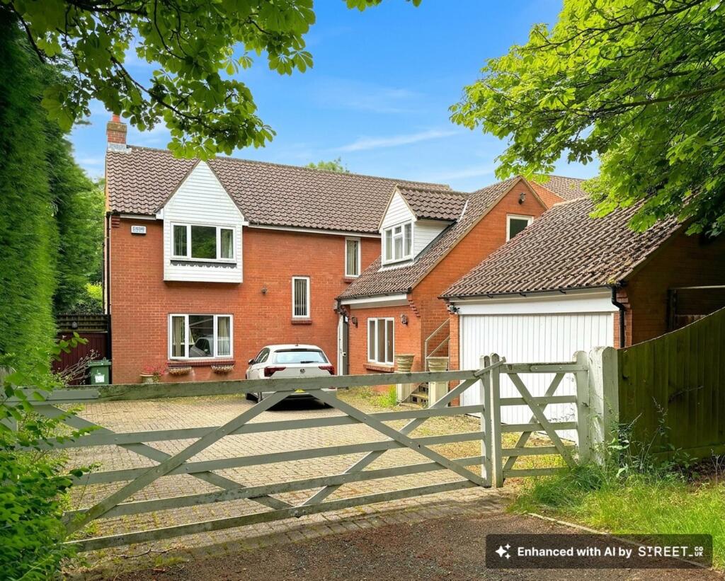Main image of property: Old Groveway, Simpson, MK6