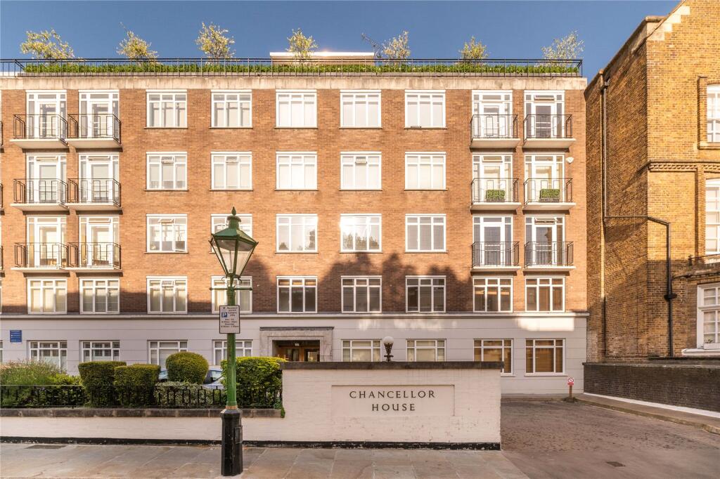 Main image of property: Hyde Park Gate,
Kensington, SW7
