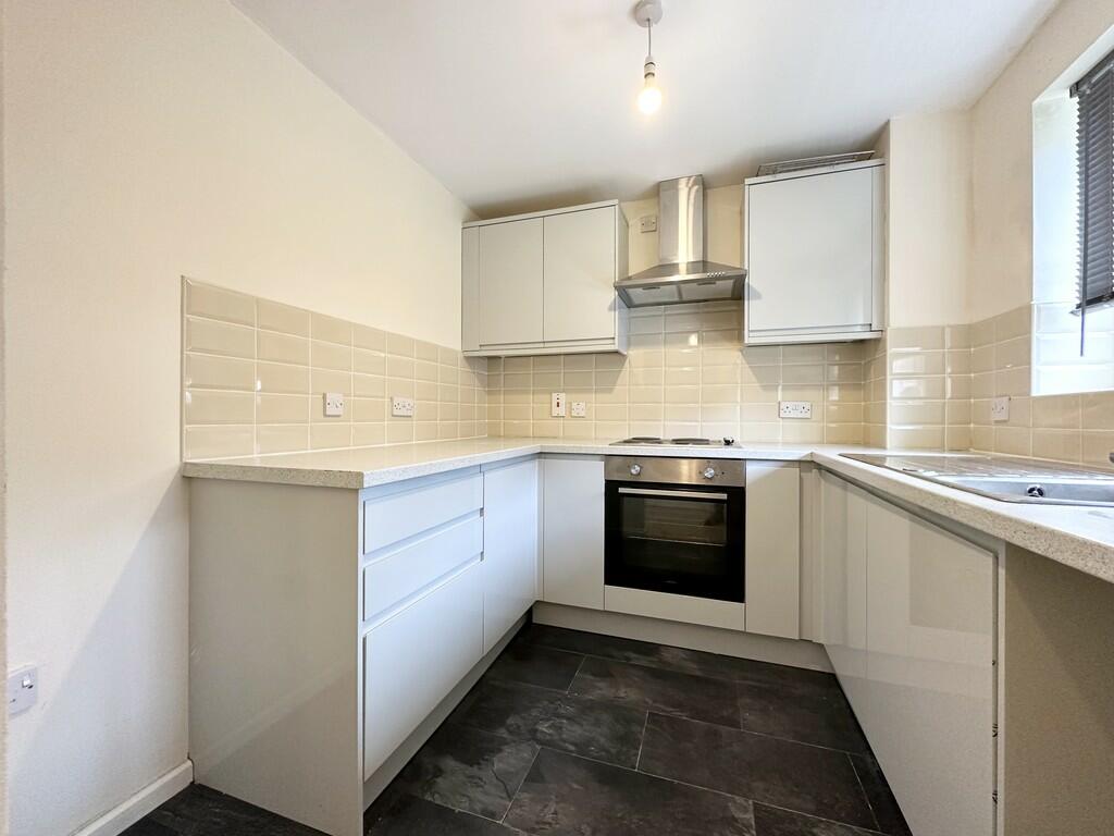Llys-y-coed, Ystrad Mynach, Hengoed photo 2