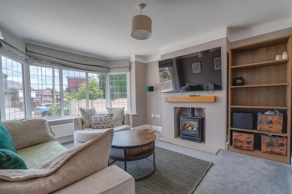 Carr Manor View, Moortown photo 4
