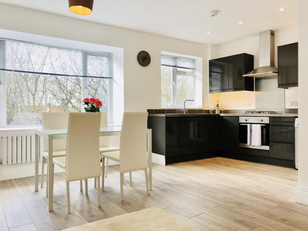 Main image of property: Central Parade, New Addington, Croydon, CR0