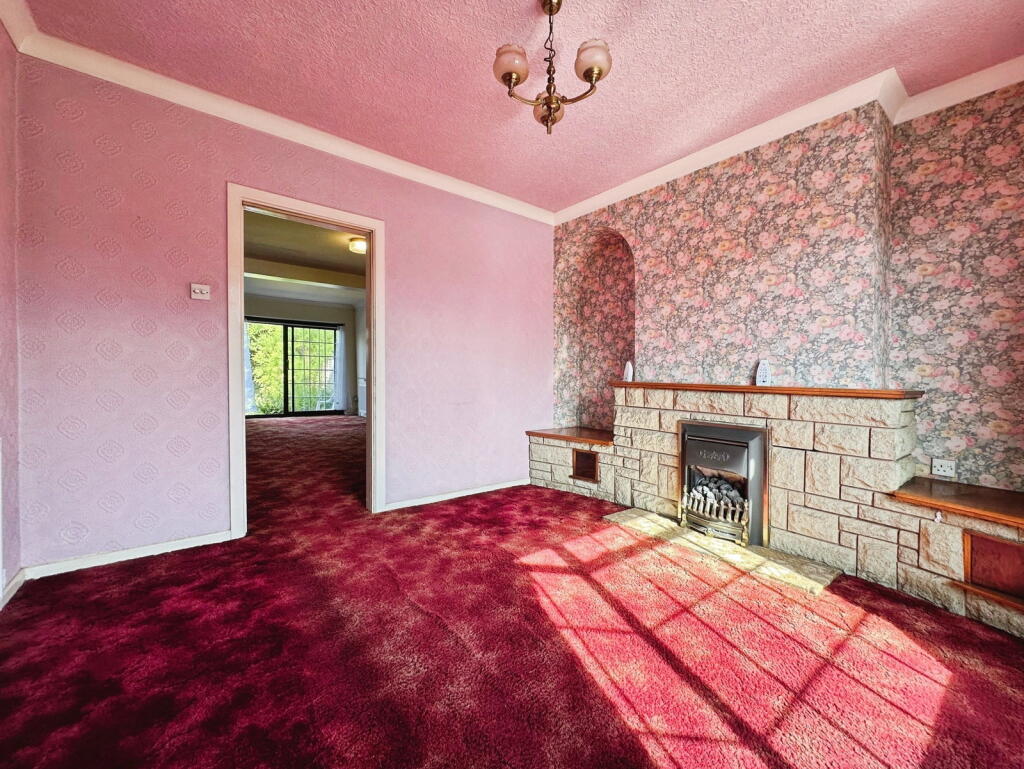 House in South Staffordshire, Bilbrook - More