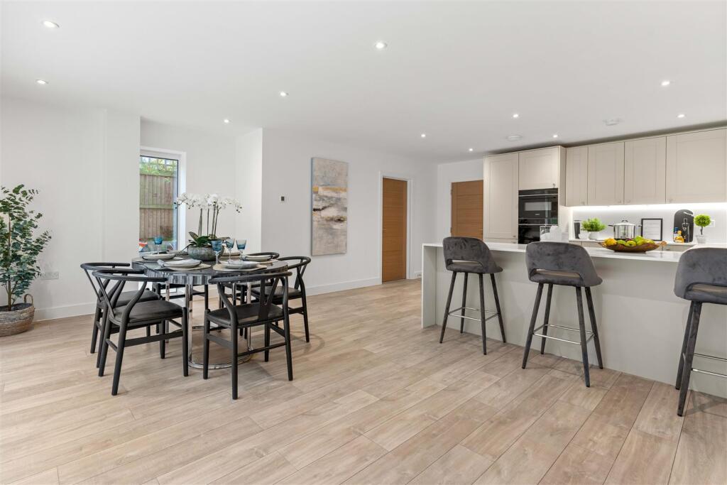 Plot 6, Ridgemount Gardens, off The Ridgeway, Enfield photo 2