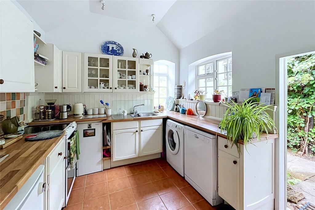 House in Ipswich - View 5