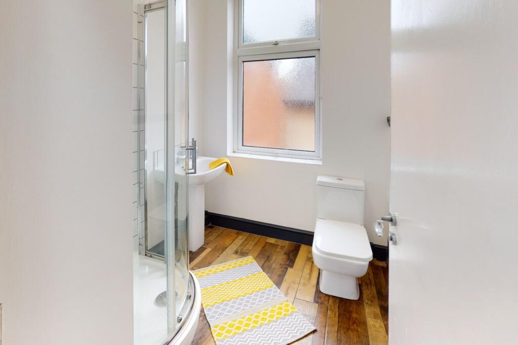 1 bedroom house share for rent