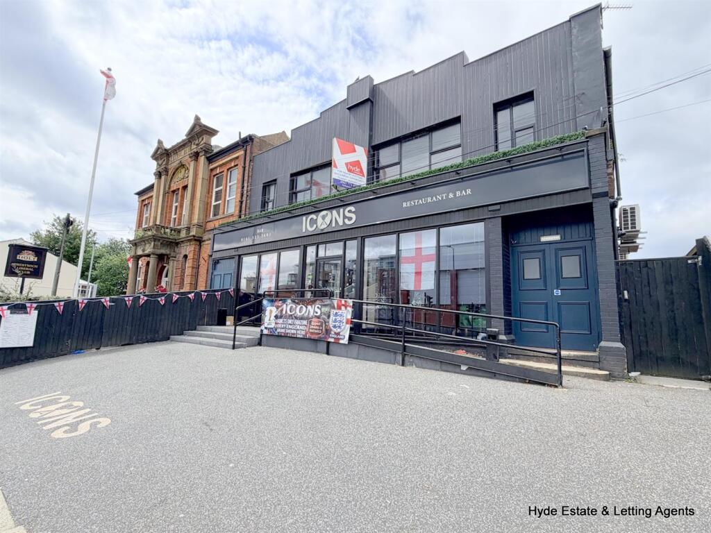Main image of property: Bury New Road, Prestwich, M25 3AJ