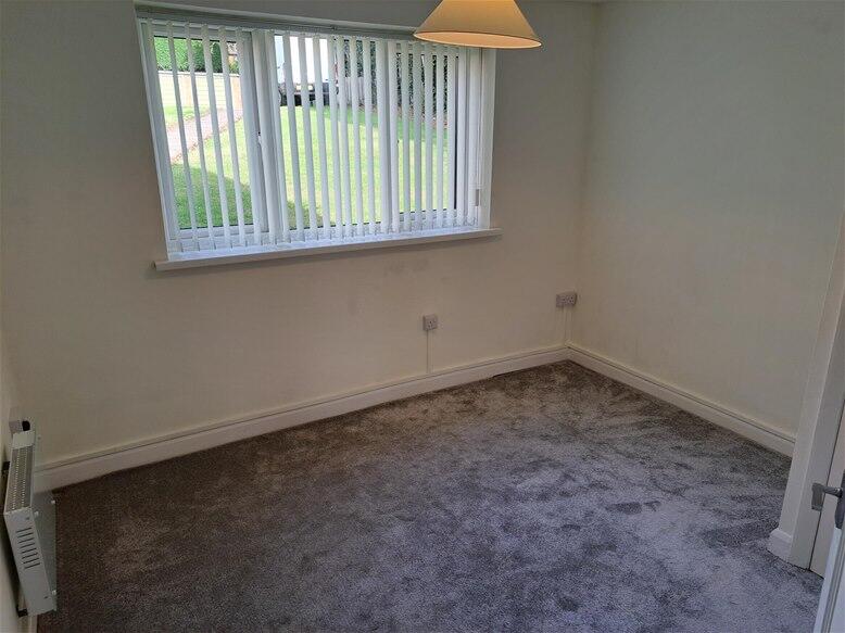 Apartment in Birmingham, Sutton Coldfield - View 5