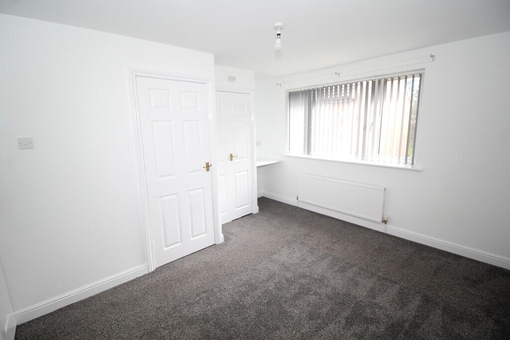House in Wakefield - View 4