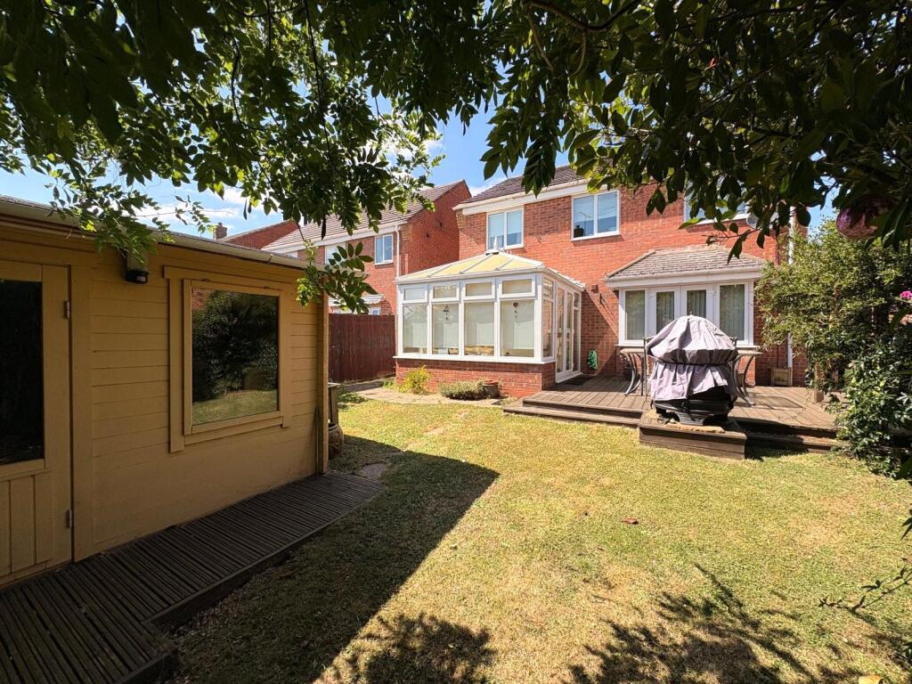 House in Daventry, West Northamptonshire - View 2
