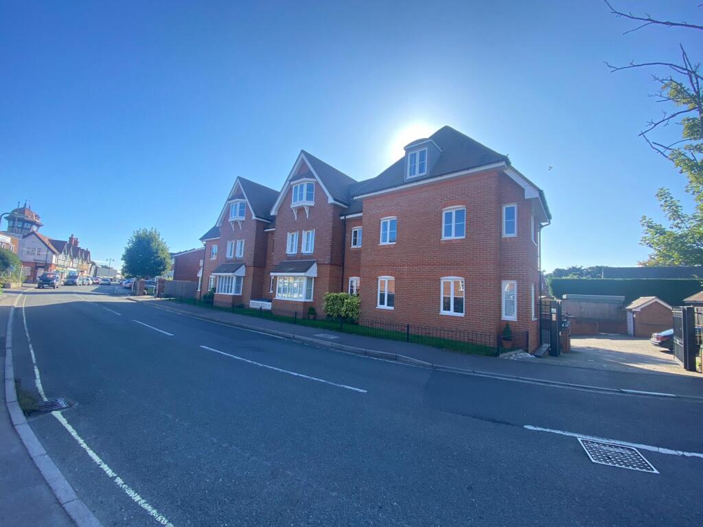 Main image of property: Shore Road, Warsash, Southampton, SO31