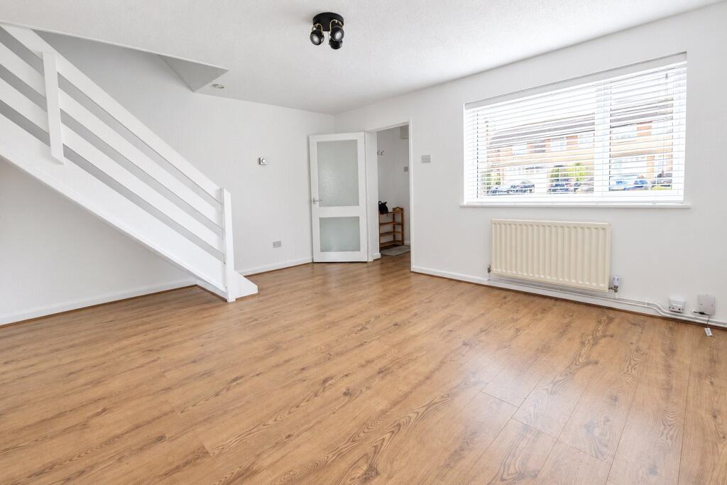 House in Flitwick, Central Bedfordshire - View 3