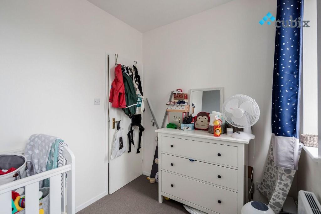 2 bedroom maisonette for rent