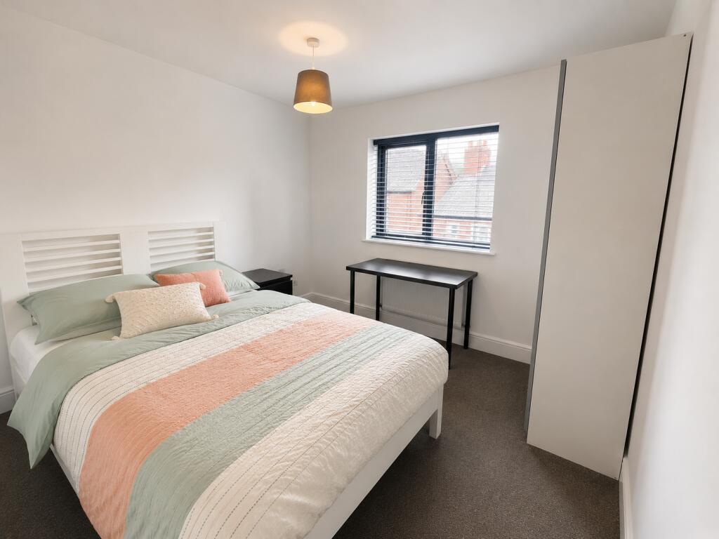 Main image of property: Flat 2, 26 Radcliffe Road, West Bridgford, Nottingham