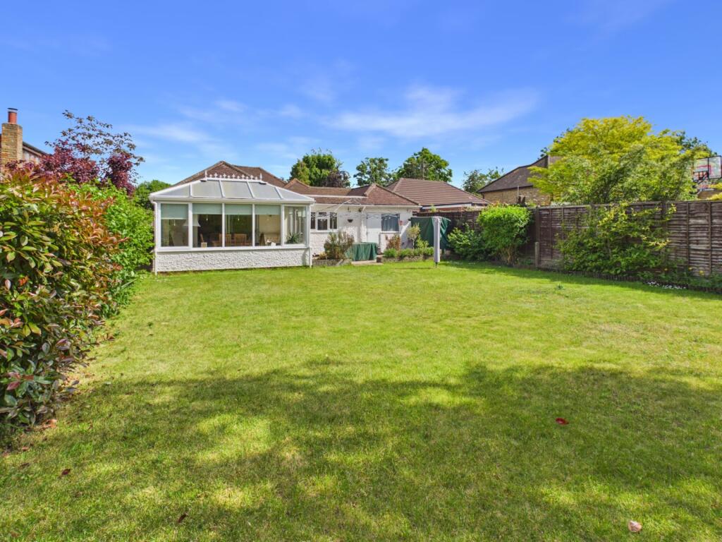 3-bed house on Albion Crescent, Chalfont St. Giles, Buckinghamshire, HP8, £825,000